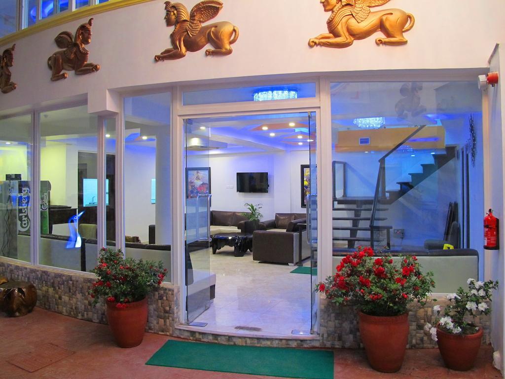 Royal Penguin Boutique Hotel & Spa Katmandu Eksteriør bilde