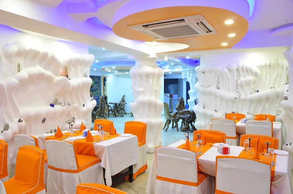 Royal Penguin Boutique Hotel & Spa Katmandu Eksteriør bilde