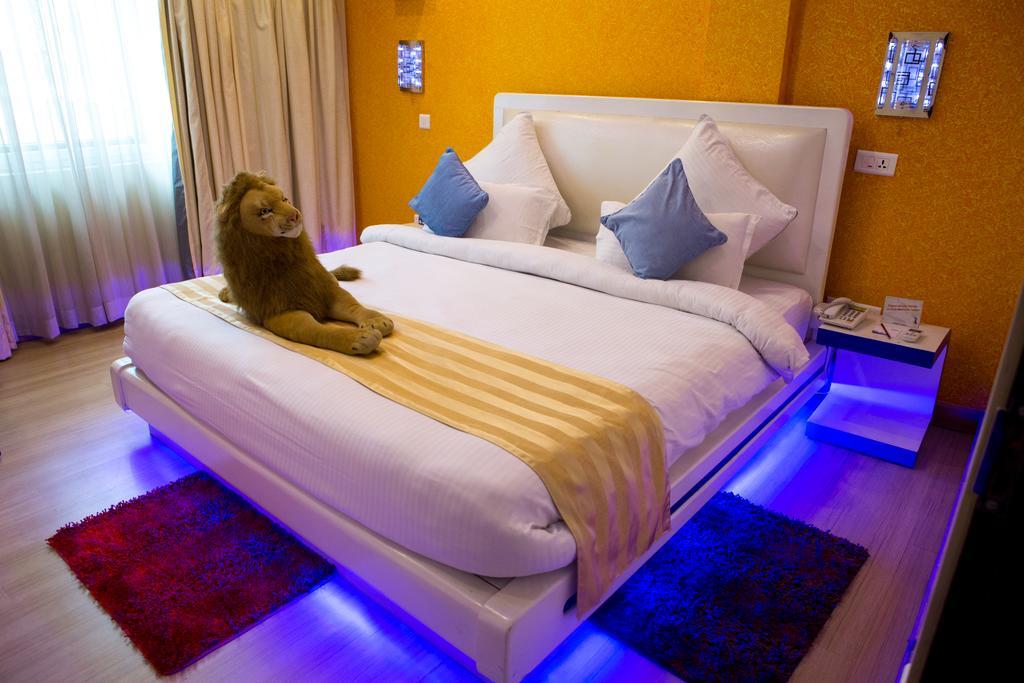 Royal Penguin Boutique Hotel & Spa Katmandu Eksteriør bilde